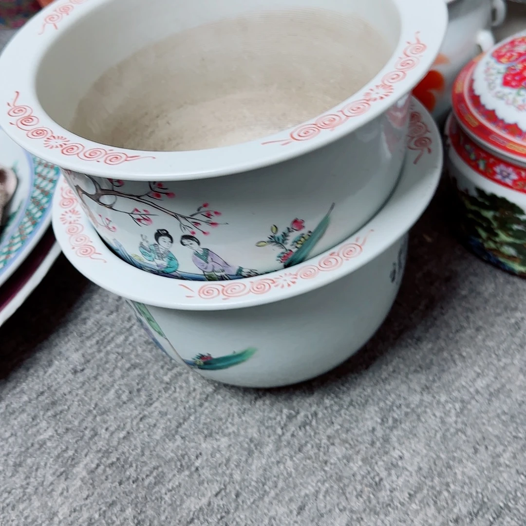 金***兔摆件瓷器的工艺技术特点