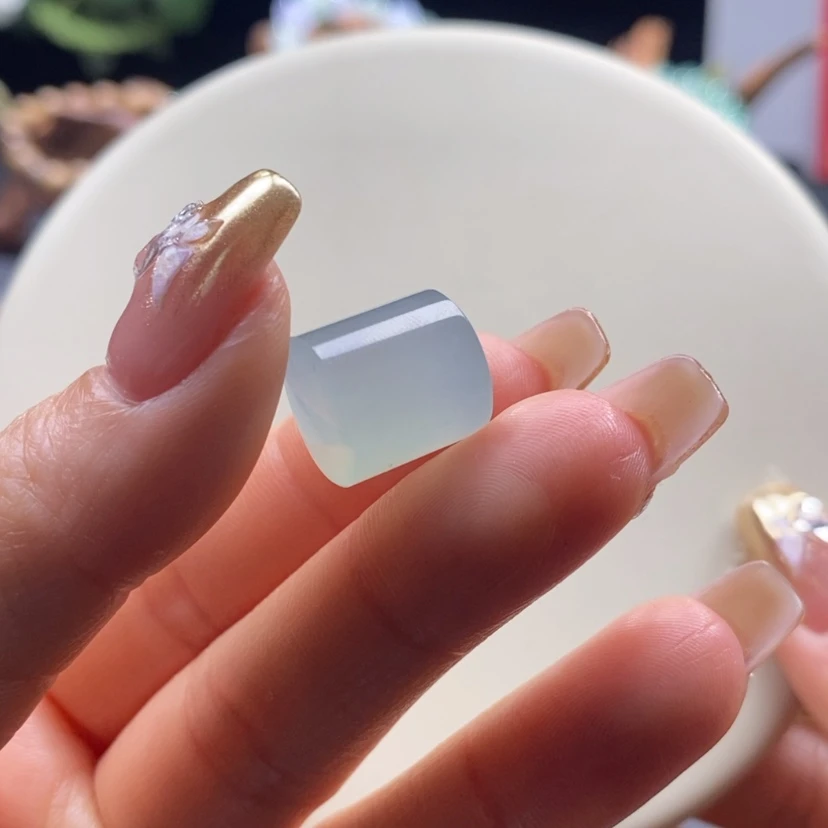 【闪购商品】翡翠颈饰未镶嵌翡翠高冰晴色桶珠