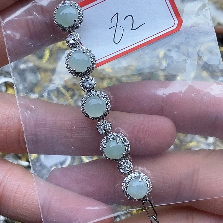 翡翠未镶嵌戒指82