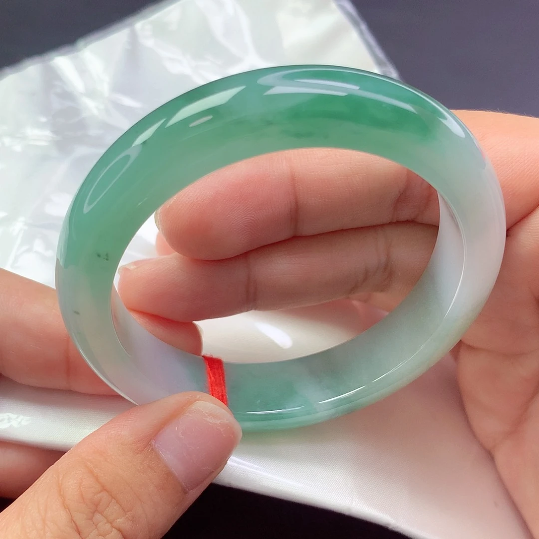 【闪购商品】翡翠手镯未镶嵌a 123801