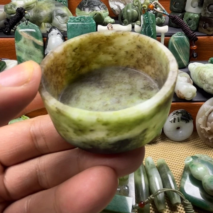 独山玉未镶嵌珠宝半成品
