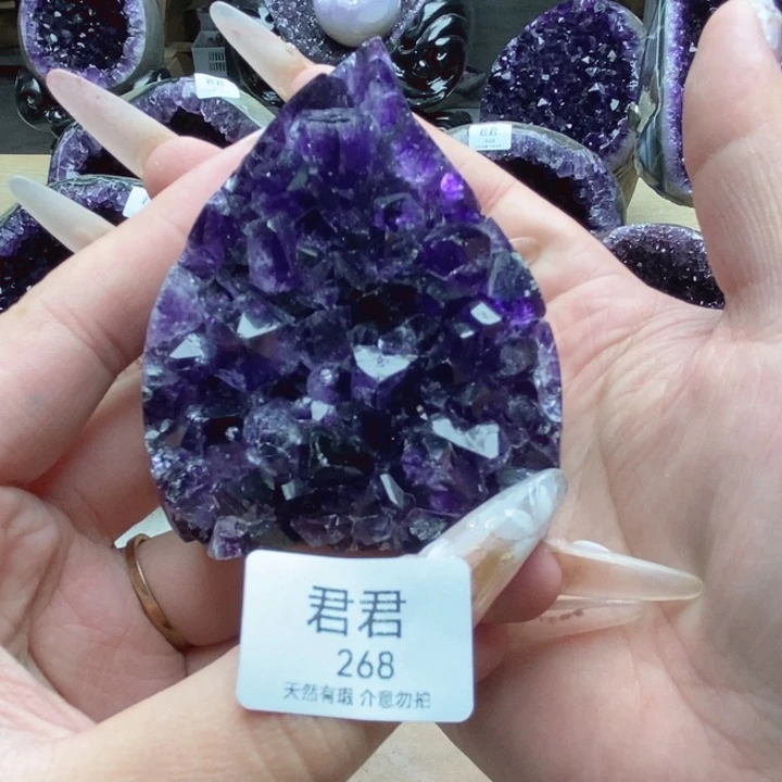 未镶嵌紫晶大型摆件（非配饰）