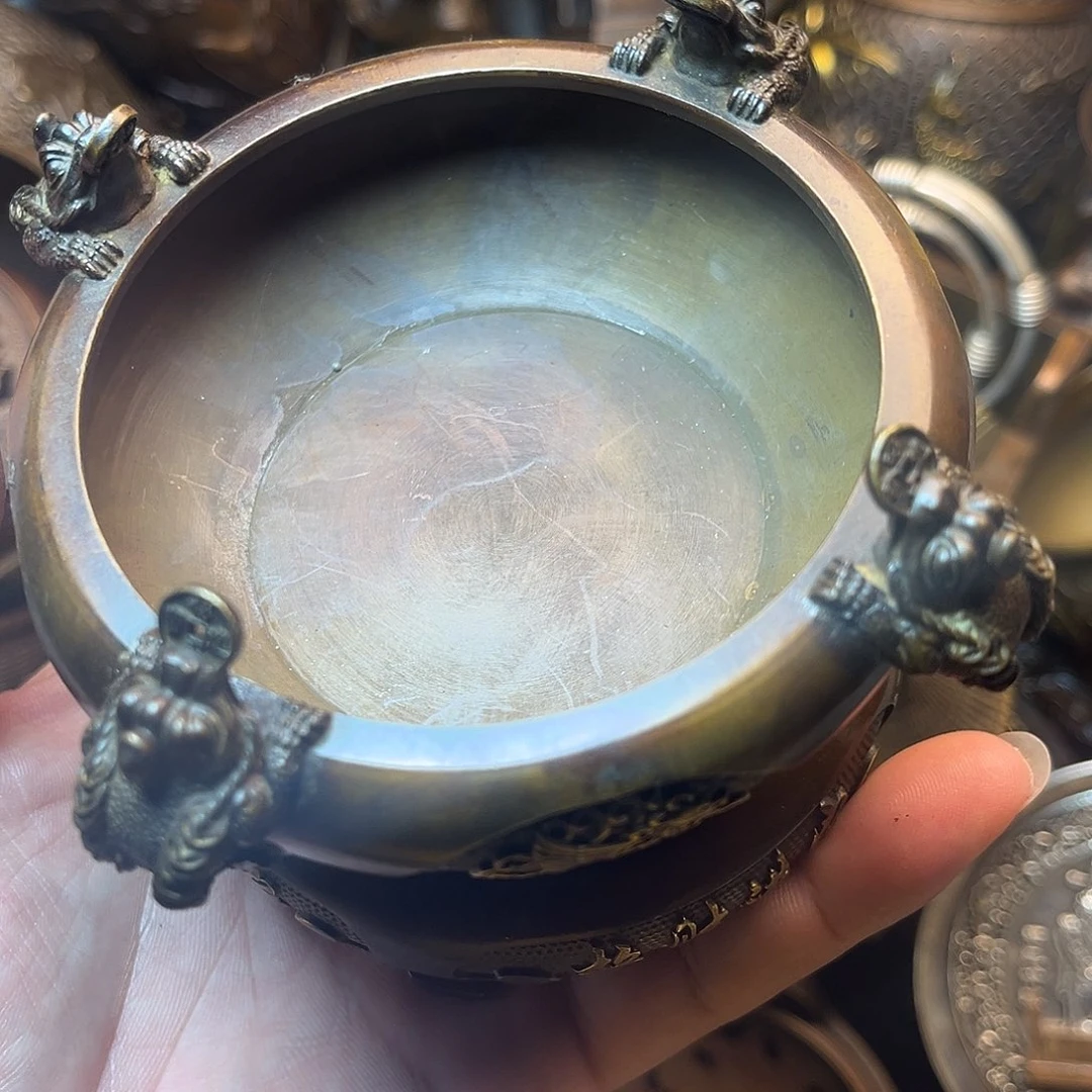 精美铜器工艺品等