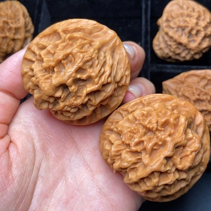 文玩核桃吊坠秦岭核桃