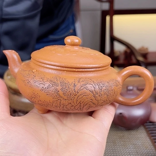 紫砂茶壶今天的天气好