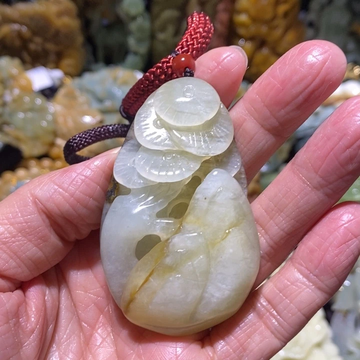 岫玉岫玉吊坠未镶嵌