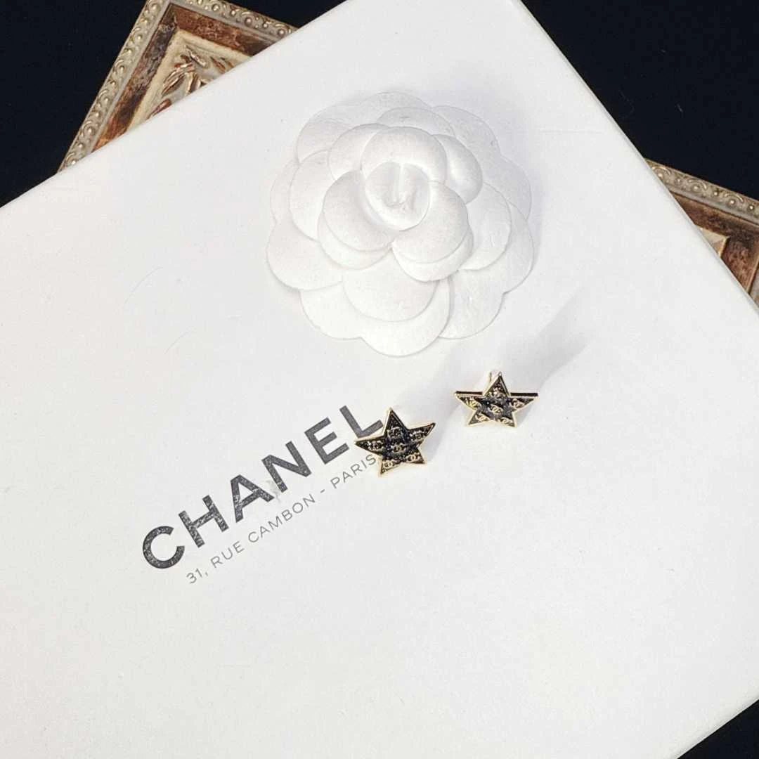 95新 Chanel/香奈儿 柚礼/香奈儿星星耳钉lz406970