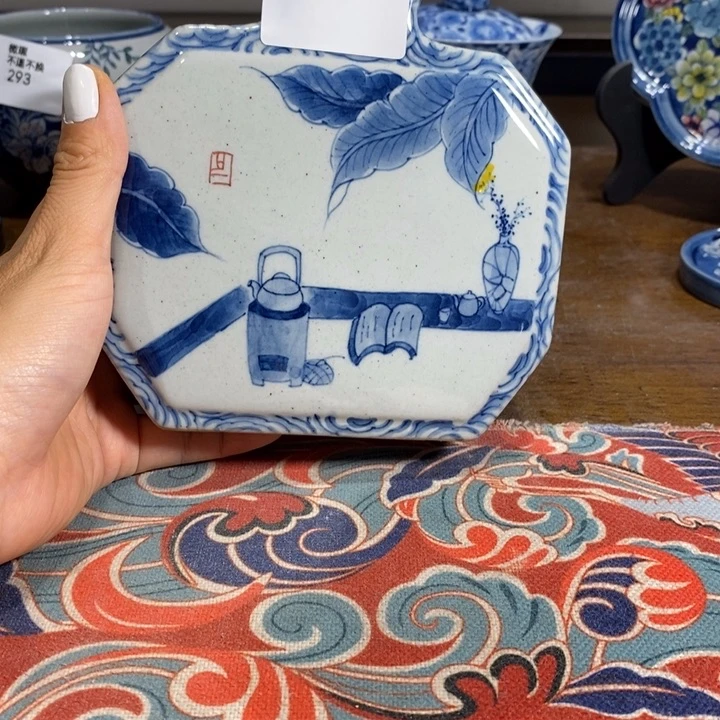 青花瓷景德镇手绘祥云清贡花插