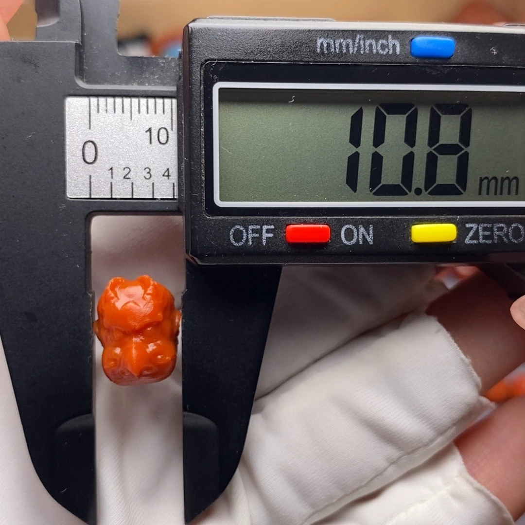 南红玛瑙未镶嵌配饰大鹏鸟背云 微瑕