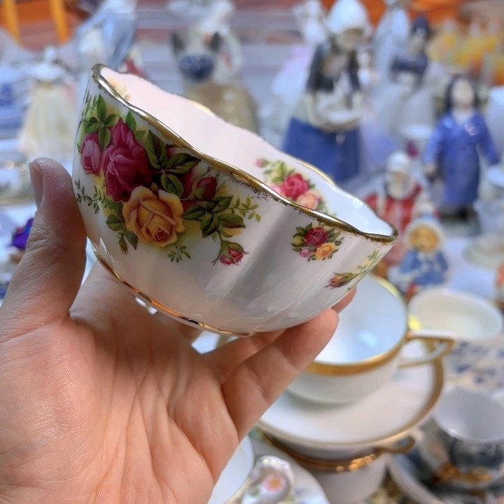 摆件欧洲中古瓷器好看冲鸭！