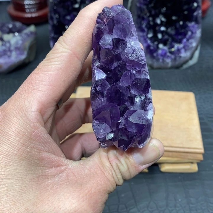 未镶嵌紫晶大型摆件（非配饰）