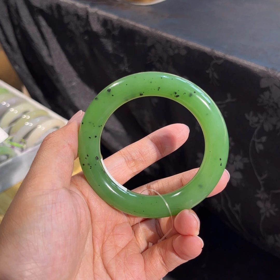 和田玉未镶嵌手镯 「苹果绿」5.58万平替款