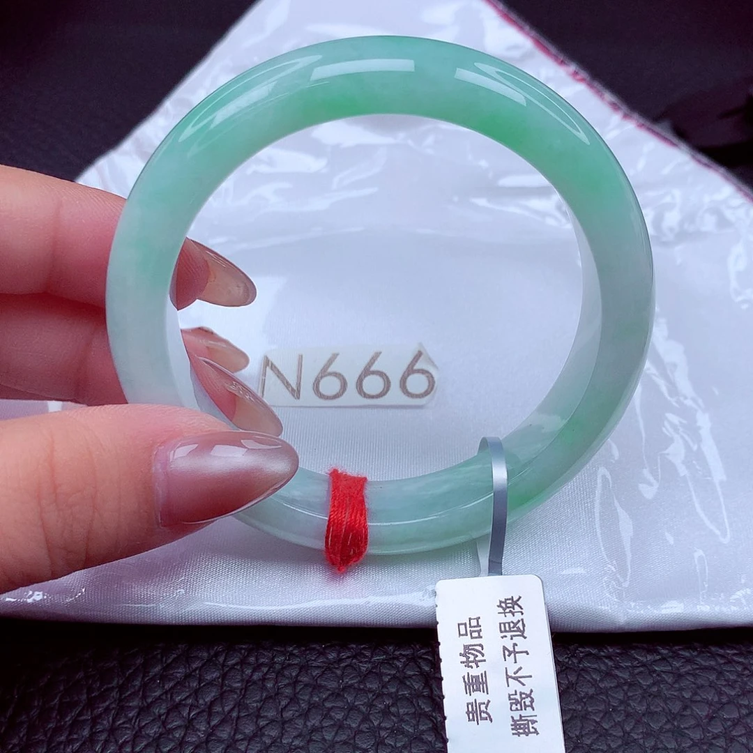 未镶嵌手镯翡翠天然缅甸翡翠A货
