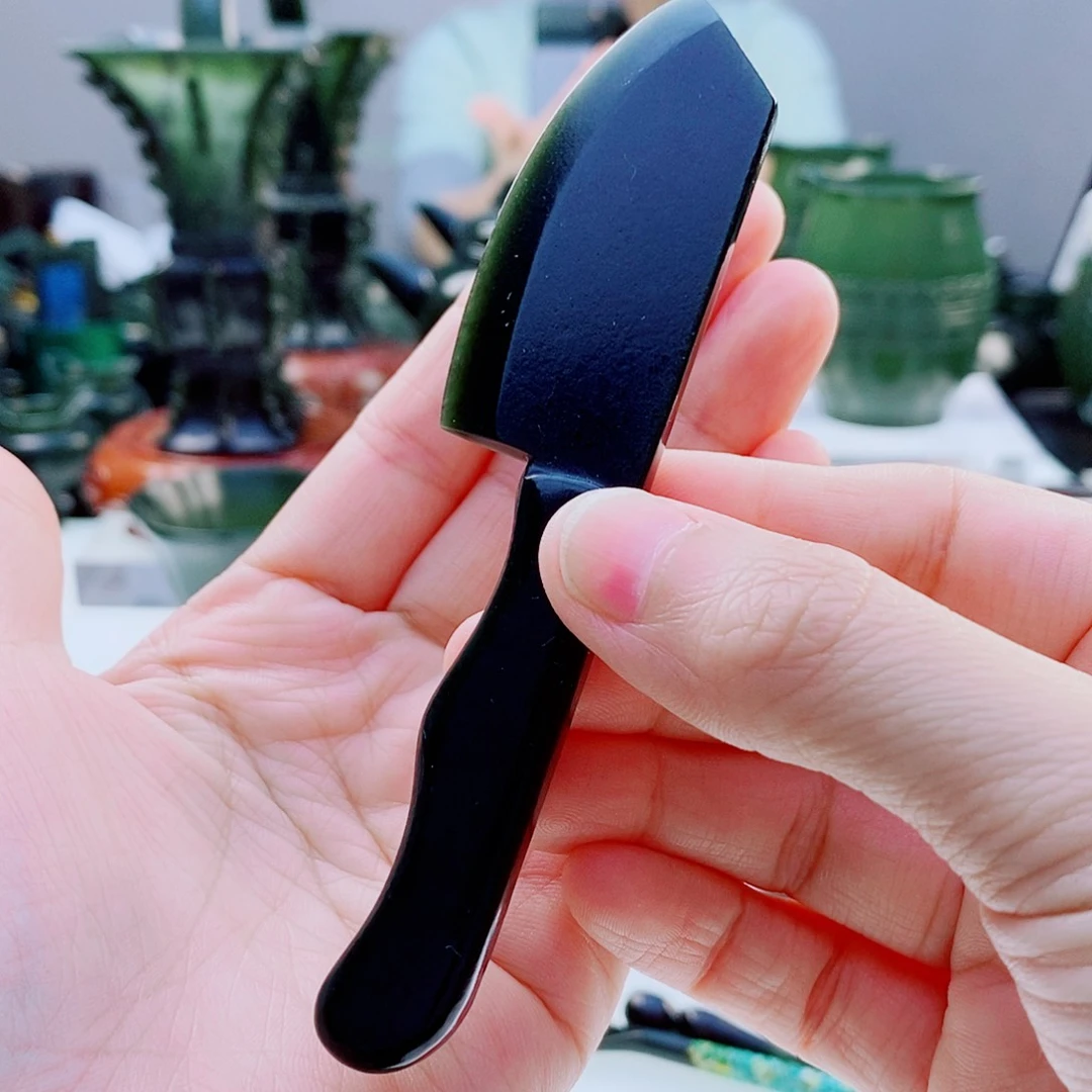 和田玉（青玉）未镶嵌把件