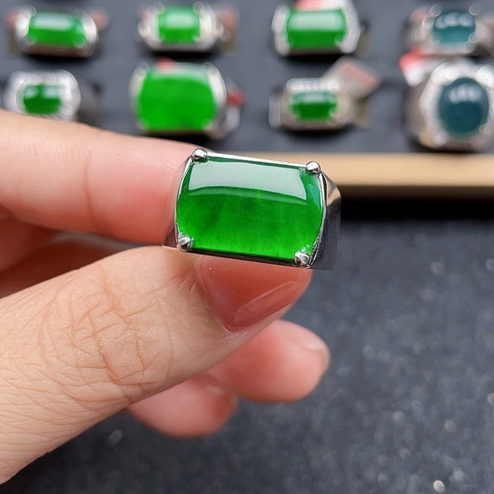 老***年翡翠银S925镶嵌戒指编号3638没运费险