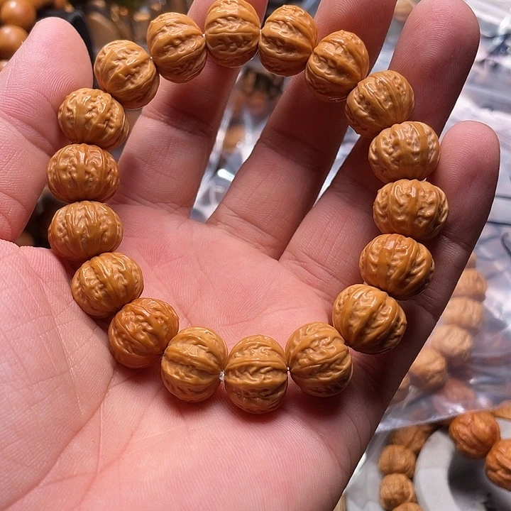 开***好手串猴头核桃京八棱泛油