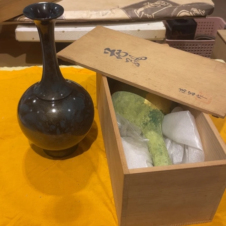 陈***辉瓷片工艺美术品陶瓷艺术
