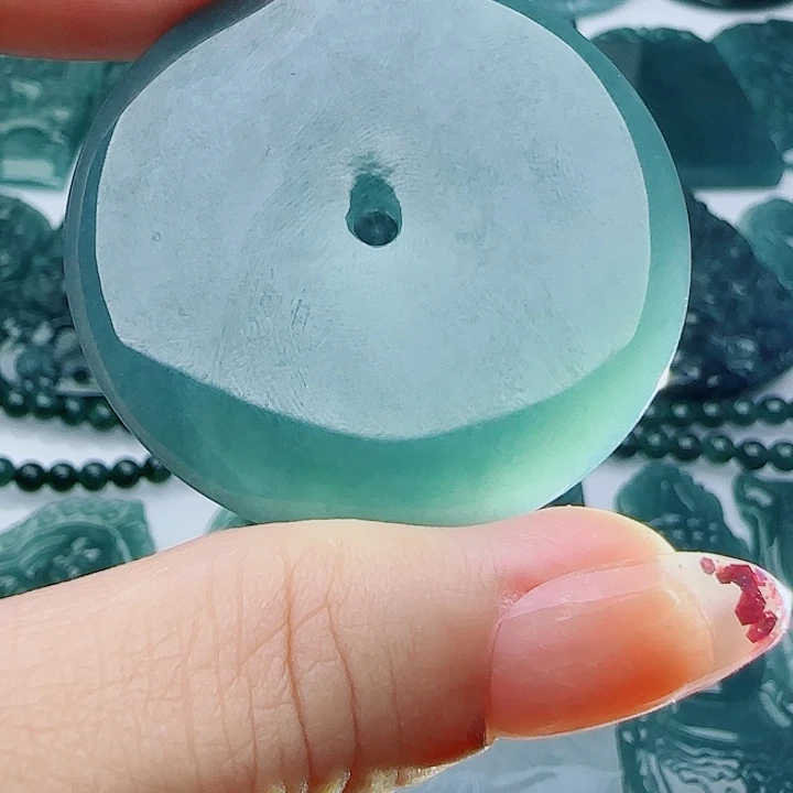 翡翠未镶嵌颈饰多样性发货天然A货翡翠