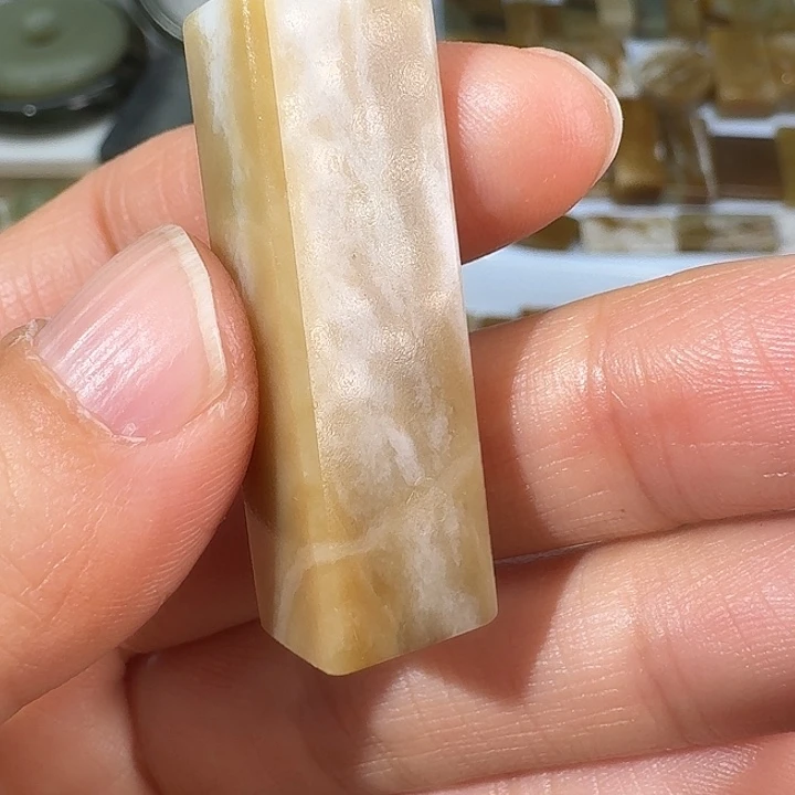 和田玉（糖玉）未镶嵌颈饰123810