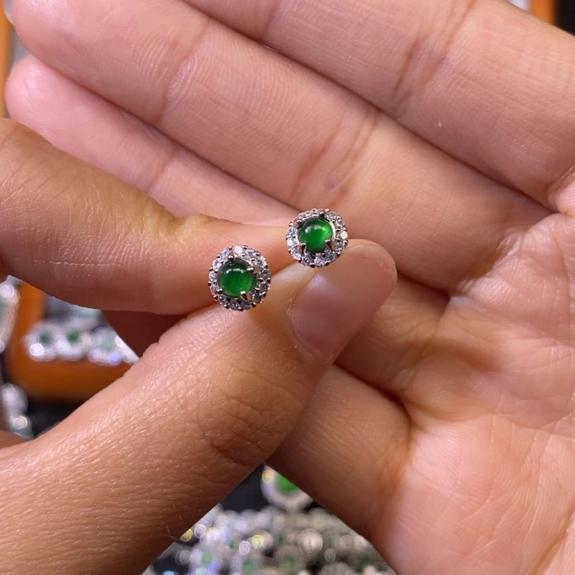 【闪购商品】翡翠颈饰未镶嵌天然