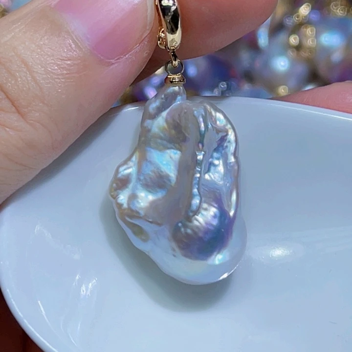 颈饰未镶嵌淡水珍珠