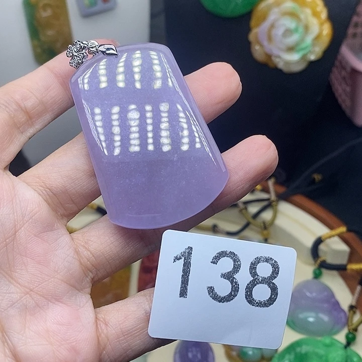 吊坠(赠链)未镶嵌翡翠