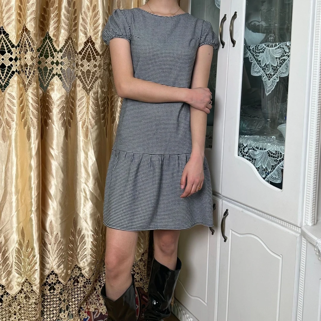 女士时尚显瘦格子连衣裙