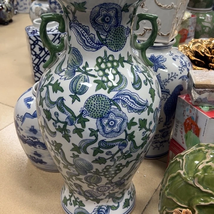 瓷片微瑕瑕瑕瑕。。。。？。。。