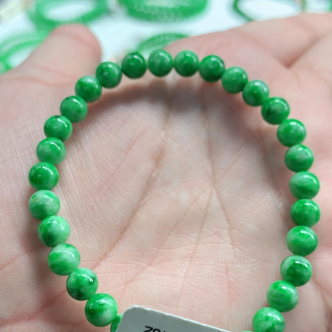 翡翠未镶嵌手链翡翠