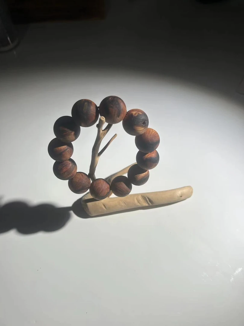 【九韵木语】崖柏2.0粗抛大雷击多样性发其一文玩手串 YB33182