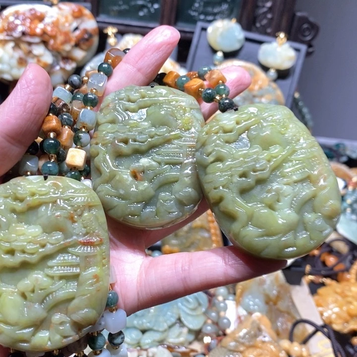 岫玉毛衣链未镶嵌