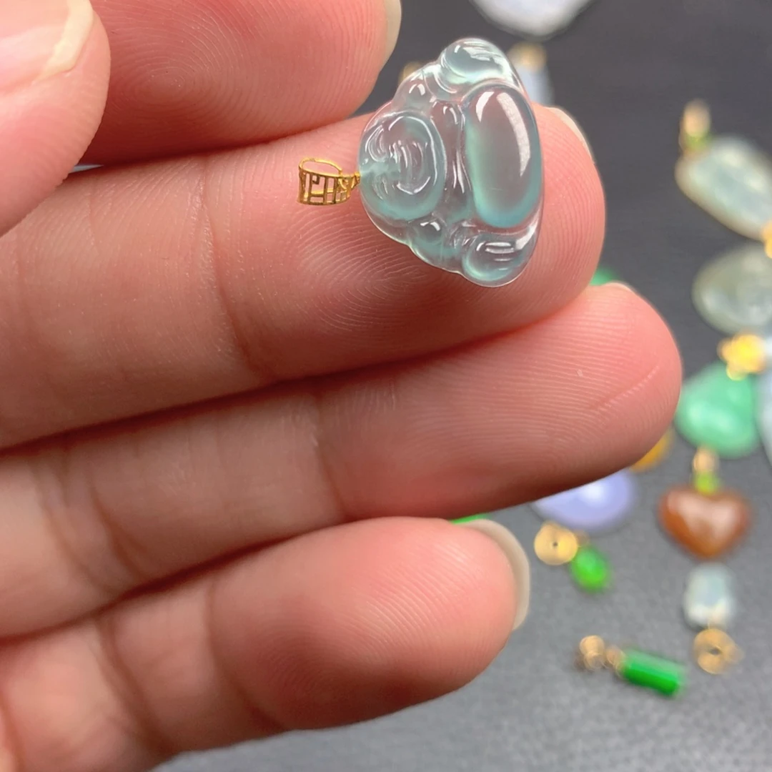 【闪购商品】颈饰18K金镶嵌翡翠翡翠