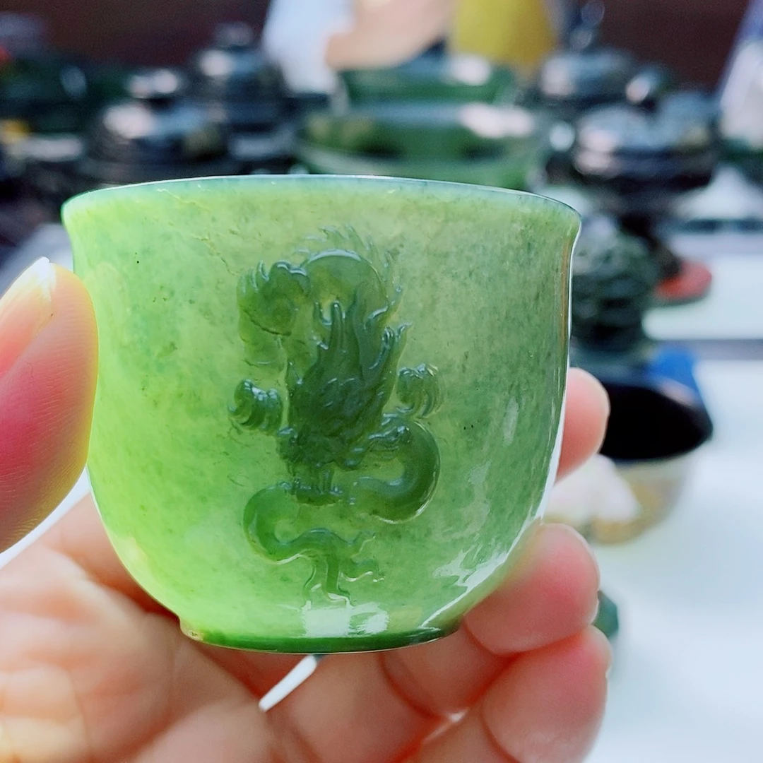 未镶嵌和田玉（青玉）摆件微瑕