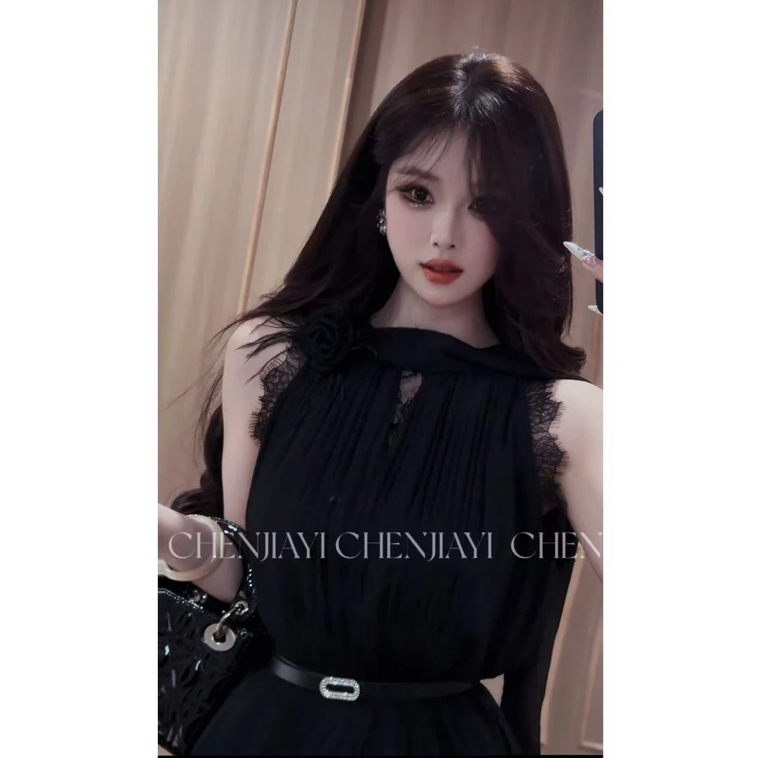 【JIAYI】绝美蕾丝少女感挂脖露肩两件套套装6127