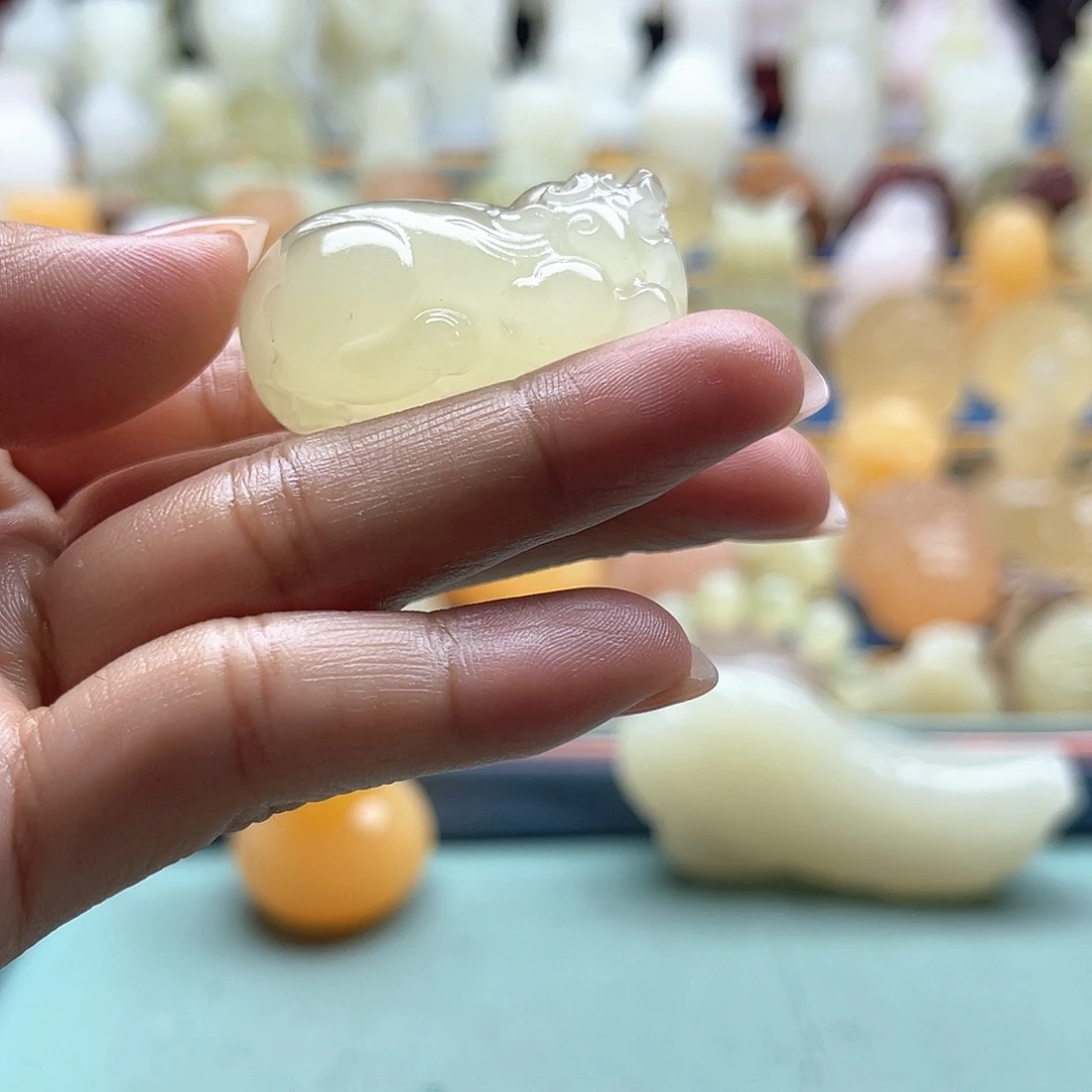 娇***姐新疆昆仑山脉山料