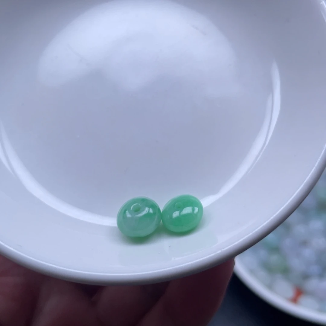 翡翠散珠绿鼓珠卡8