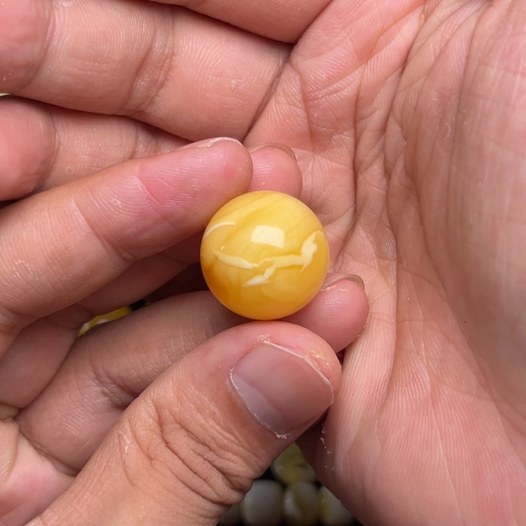 未镶嵌琥珀裸石蜜蜡焦皮奶橘19.5白花