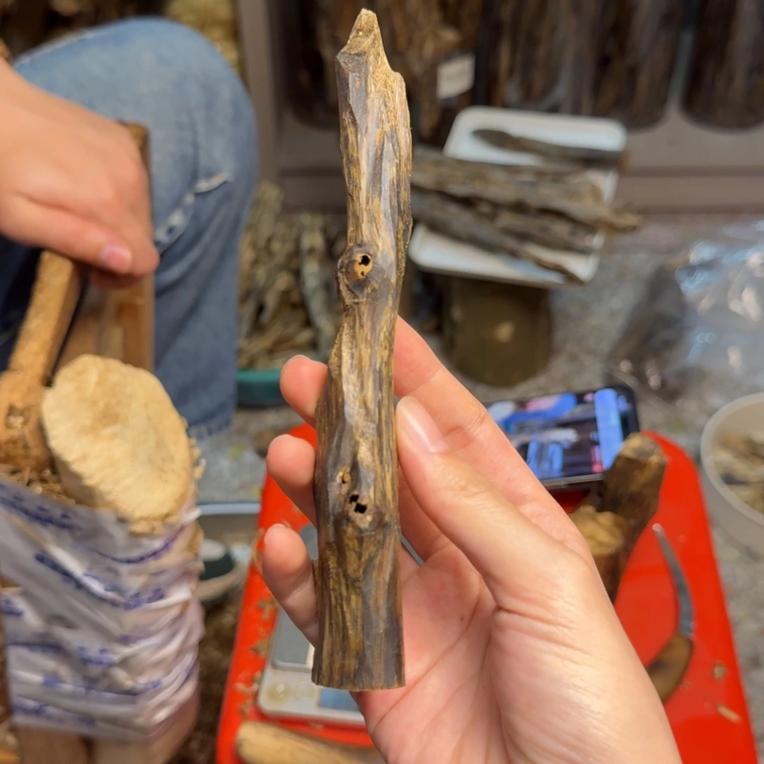 沉香沉香碎屑金沙叶22克