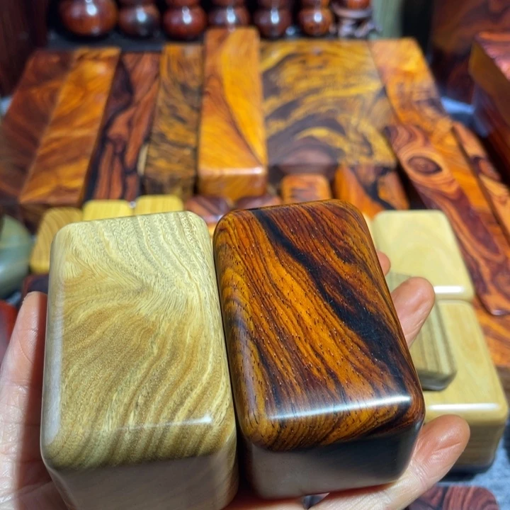 记***刻墨西哥微凹黄檀，阿根廷绿檀