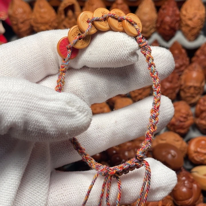 【闪购商品】橄榄核手串/手链末*五帝钱