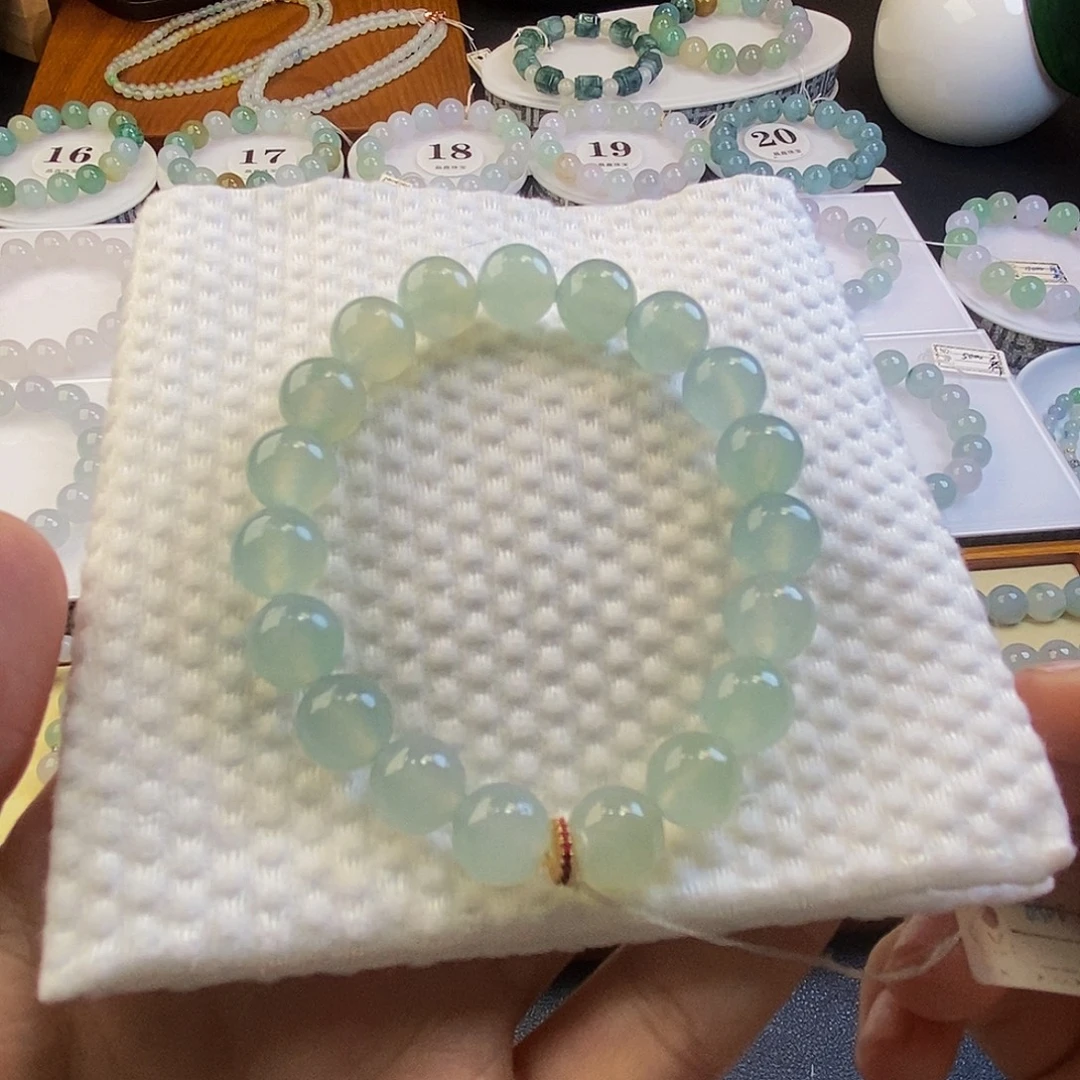 定制翡翠未镶嵌翡翠卡9.9