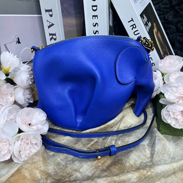 95新 LOEWE/罗意威 罗意威蓝色小象包斜挎包