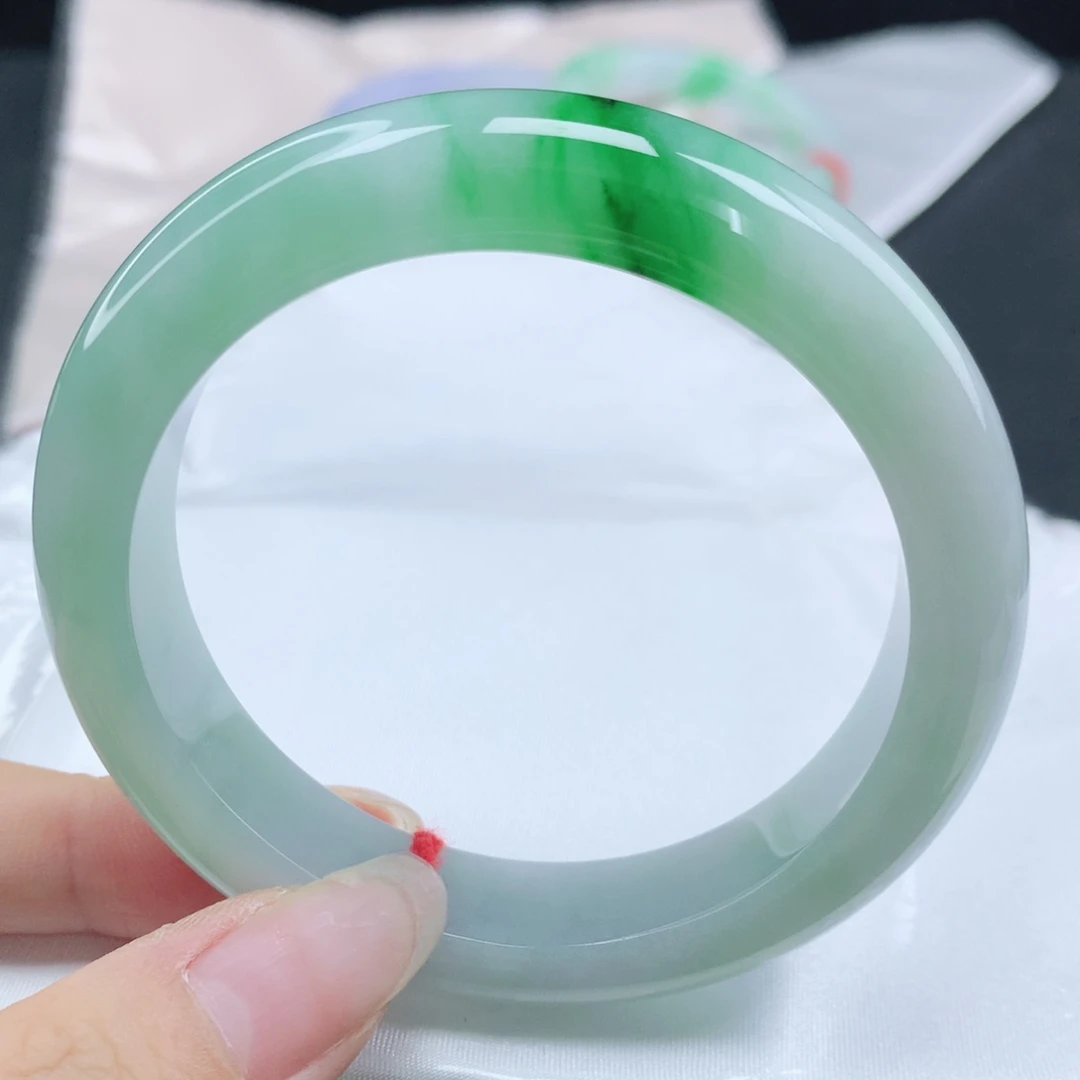 翡翠未镶嵌手镯缅甸57.5冰胶润飘阳绿正圈