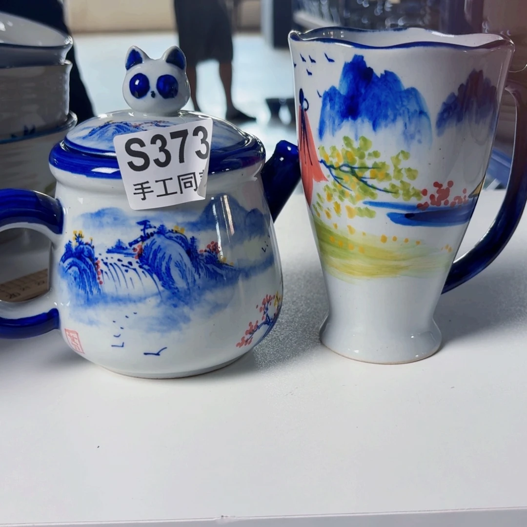 摆件景德镇老陶泥瓷器