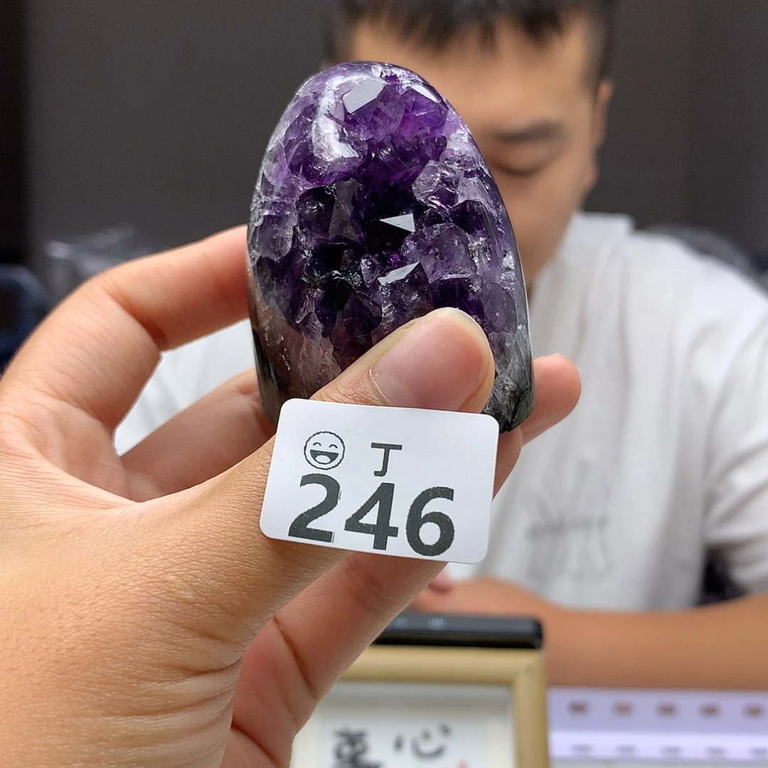 未镶嵌大型摆件（非配饰）水晶