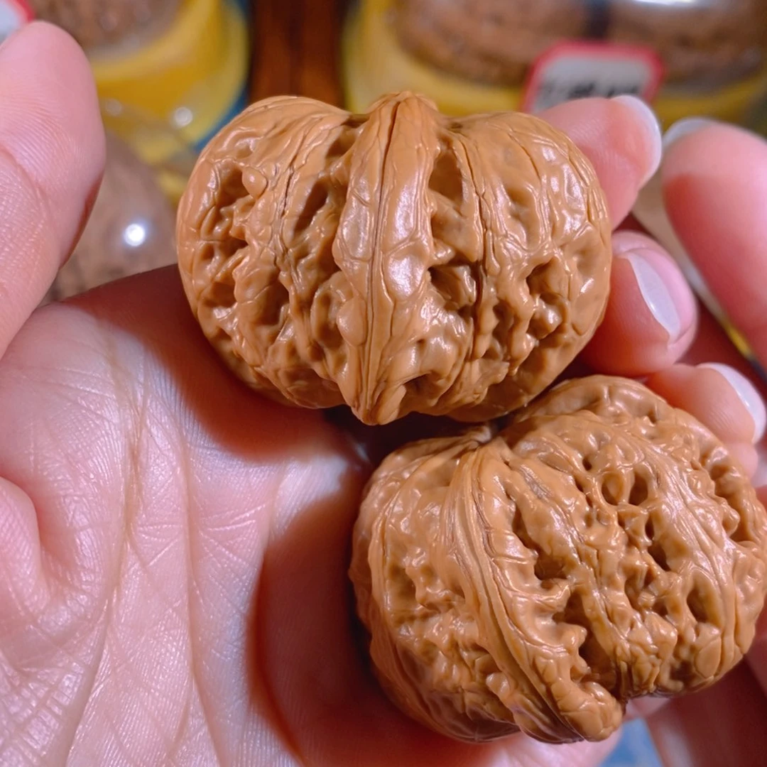 吊坠文玩核桃翘肩元宝