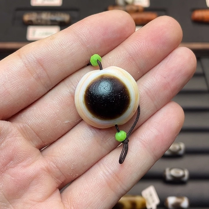 未镶嵌玛瑙/玉髓珠宝半成品