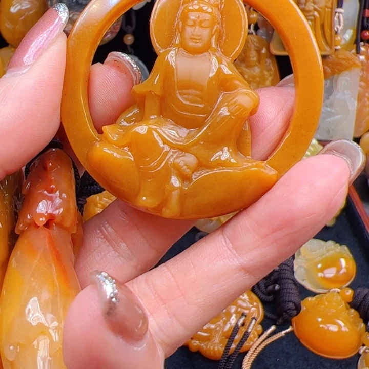 未镶嵌石英质玉（黄龙玉）笔搁
