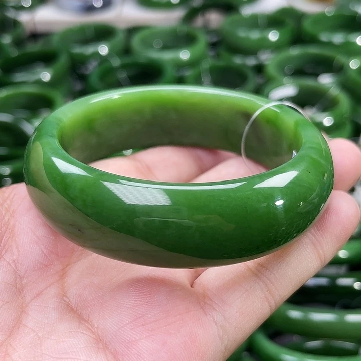 未镶嵌手镯和田玉（碧玉）