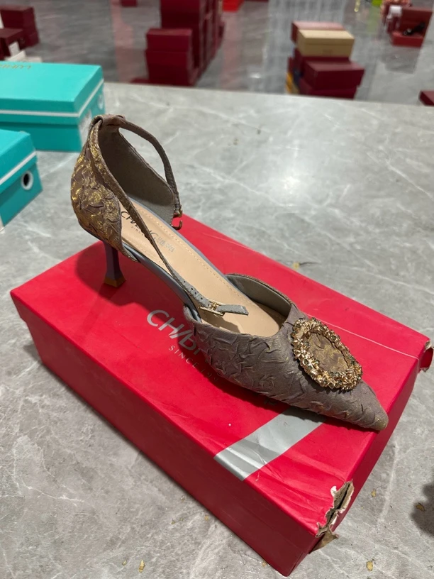 19105 2 高端时尚女鞋细跟高跟鞋